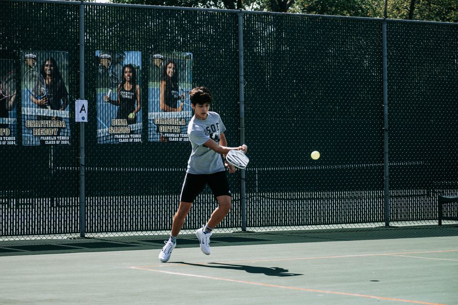 How to Return Serve in Pickleball (UK 2026)